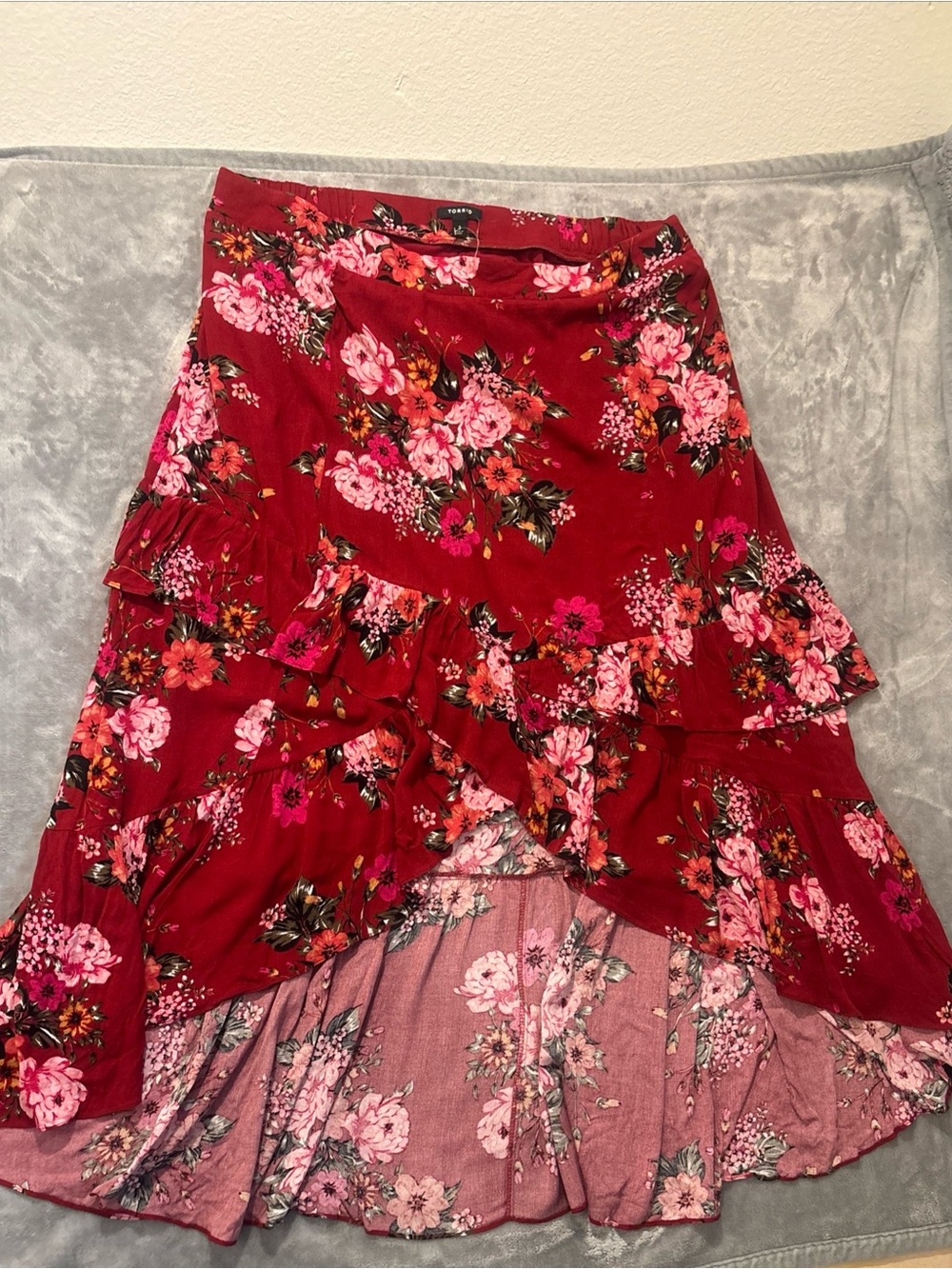 Torrid Hi Low Floral Red Tiered Ruffle Maxi Skirt
